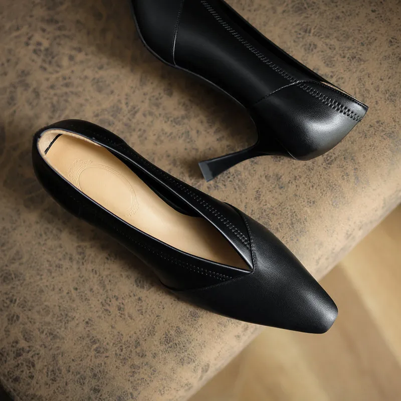 Gwen Black Kitten Heel Pumps