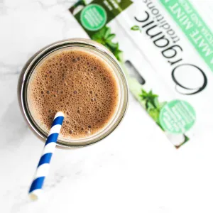 Healthy Mint Chocolate Smoothie