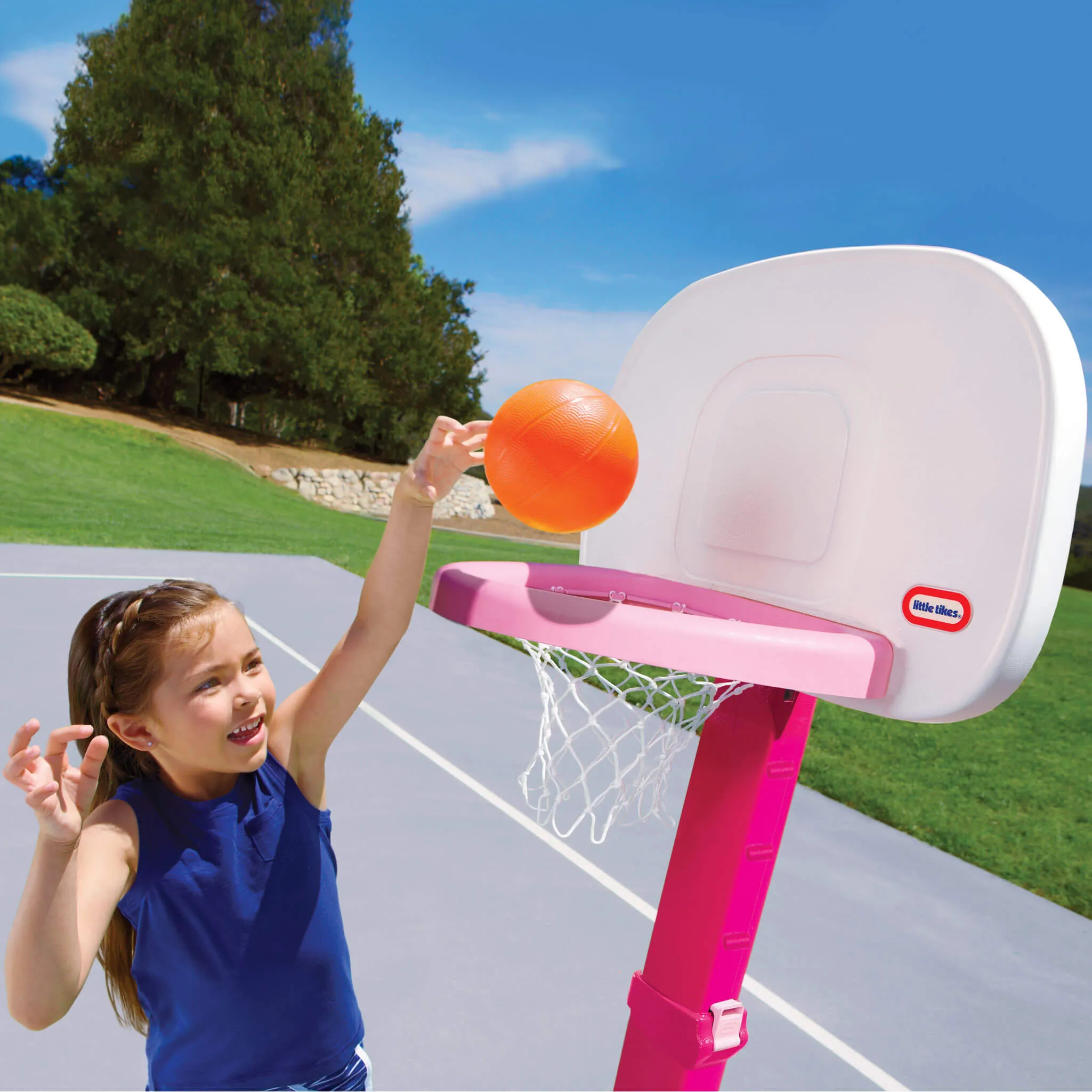 Little Tikes TotSports Easy Score Pink Basketball Set with 3 Basketballs