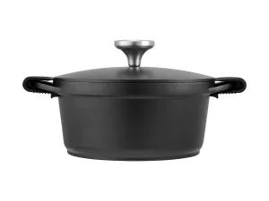 Maxwell & Williams Agile Casserole 20cm 2.4ltr Black