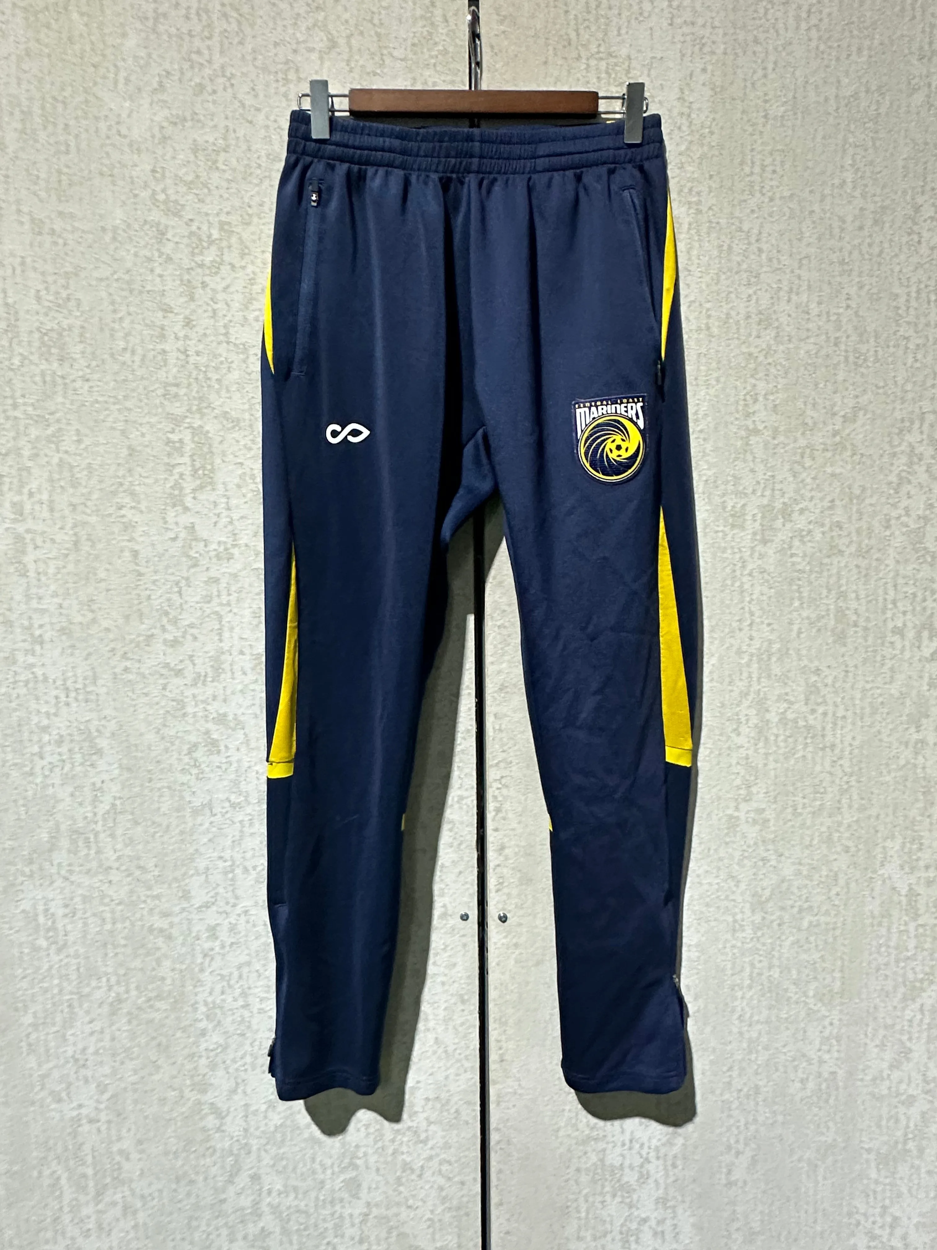 PRE LOVED CENTRAL COAST MARINERS 2024 TRACK PANT